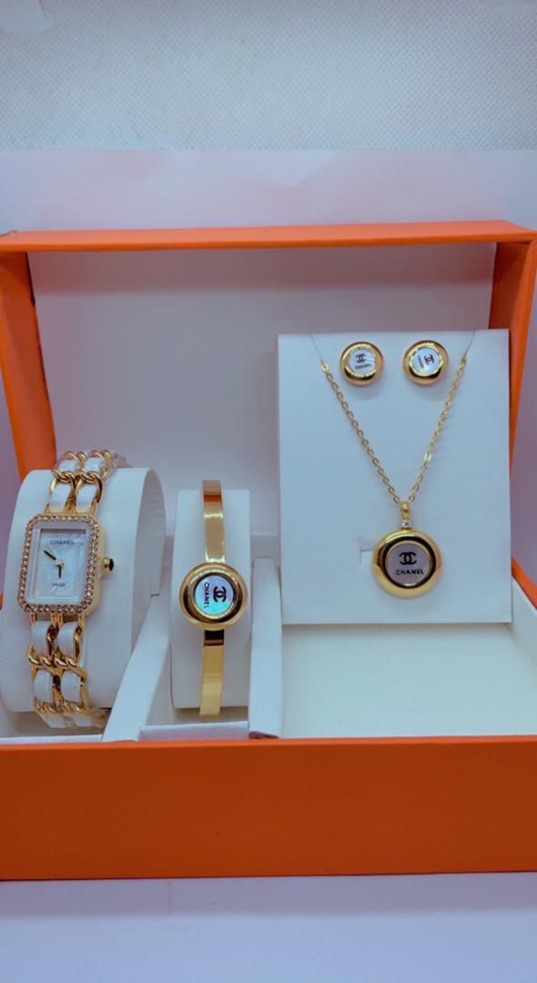 Earrings watches set for women