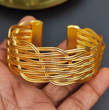 Chunky bangle