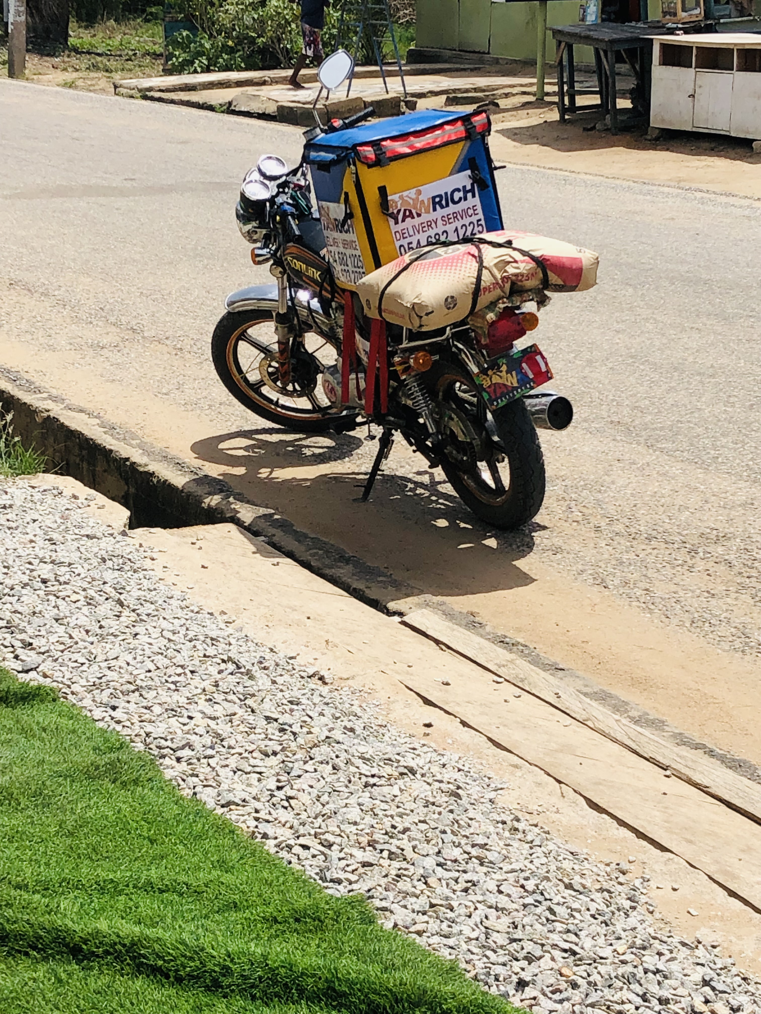 GAS And FOOD DELIVERY